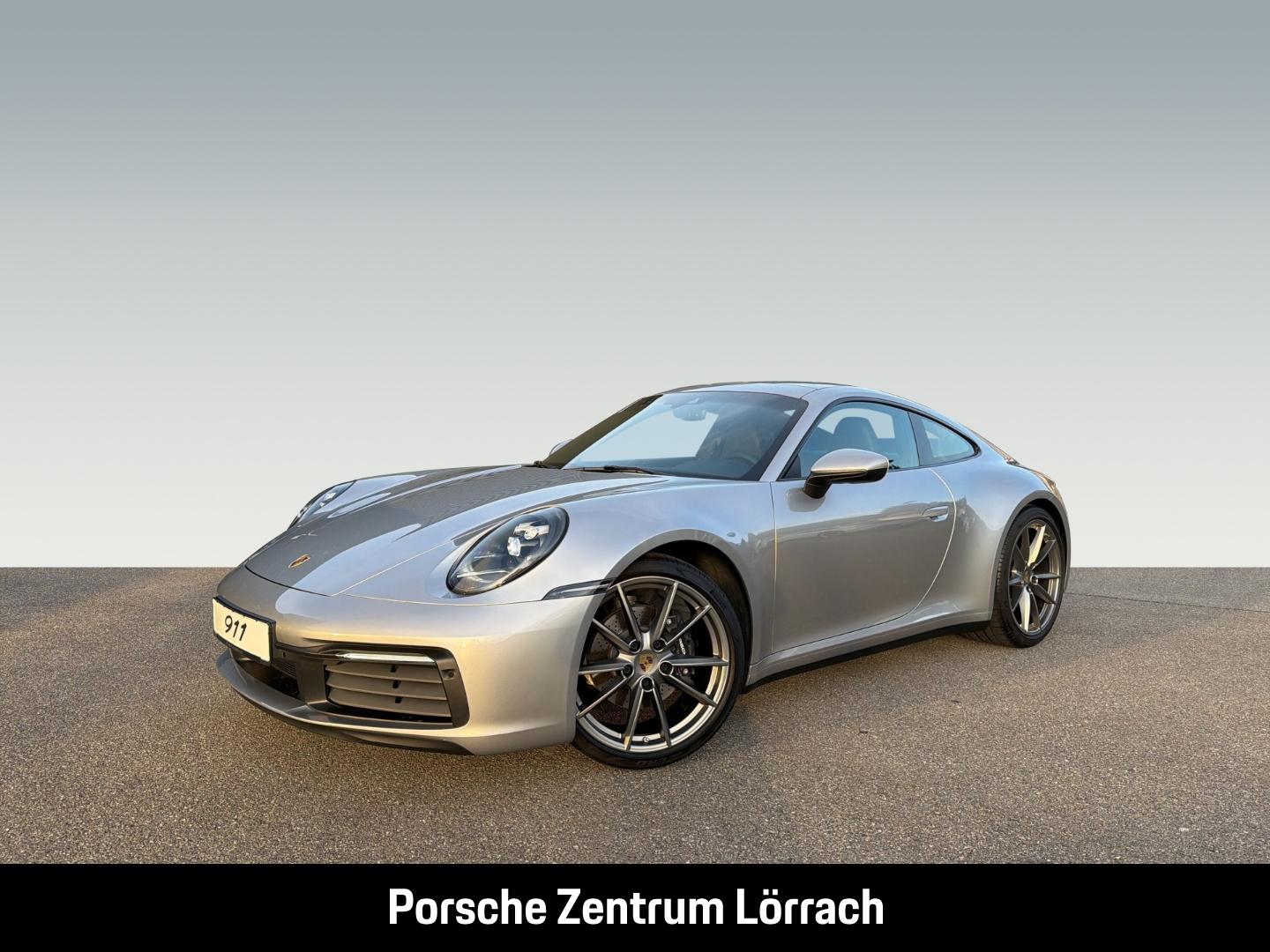 Porsche 992 911 Carrera Schiebedach 21-Zoll LED 21.733km