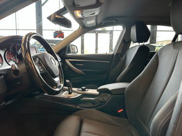 BMW 330 e Lim. iPerformance Sport Line *2. Hand*LED*