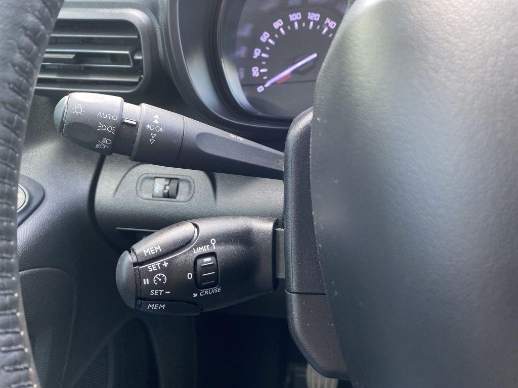 Citroën Berlingo M PT 110 FEEL *Keyless*FArb-Touch *PDC*