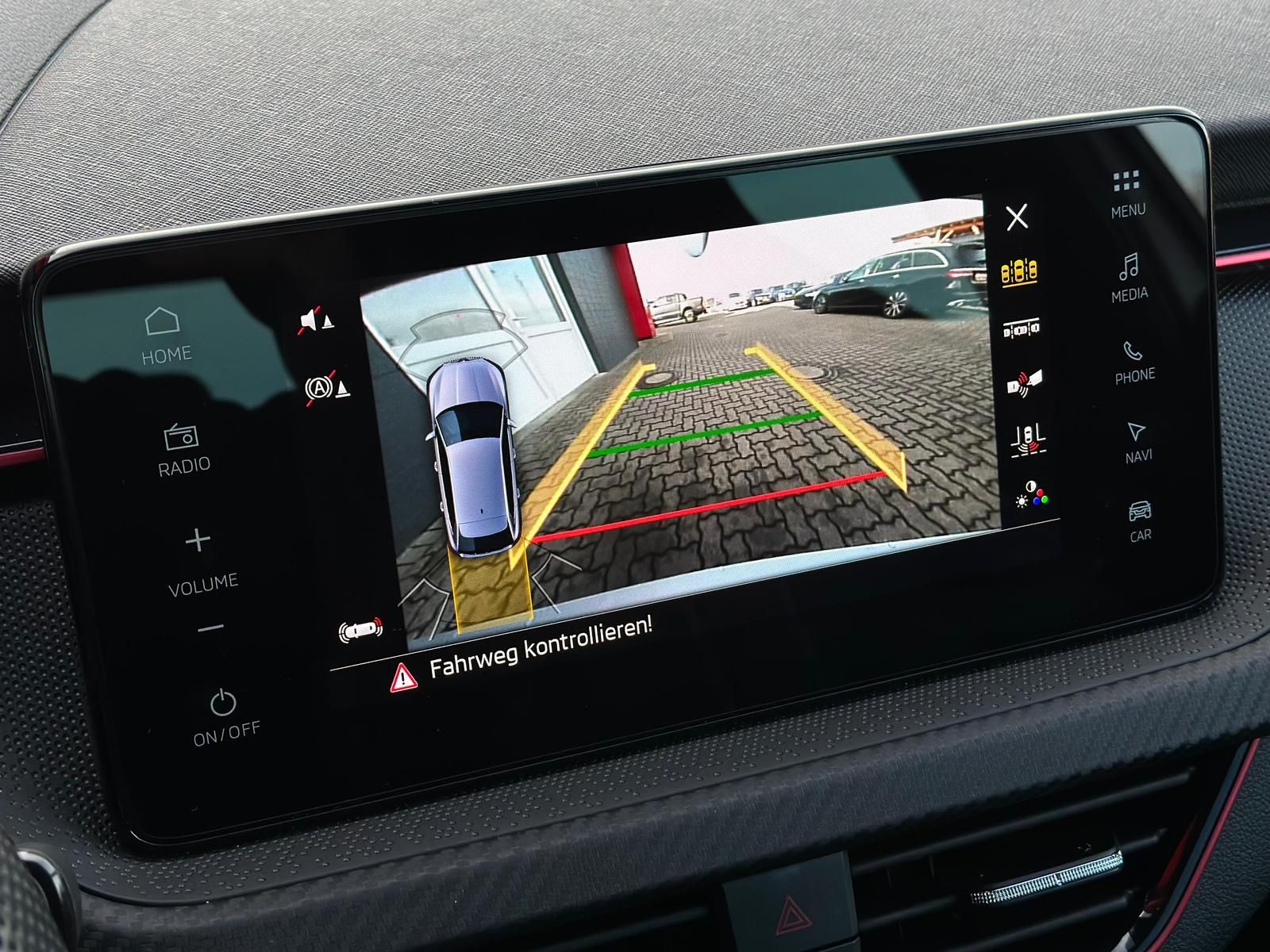 SKODA Scala 1.0TSI MONTE CARLO MATRIX#SHZ#LH#ACC#AHK - Image 21