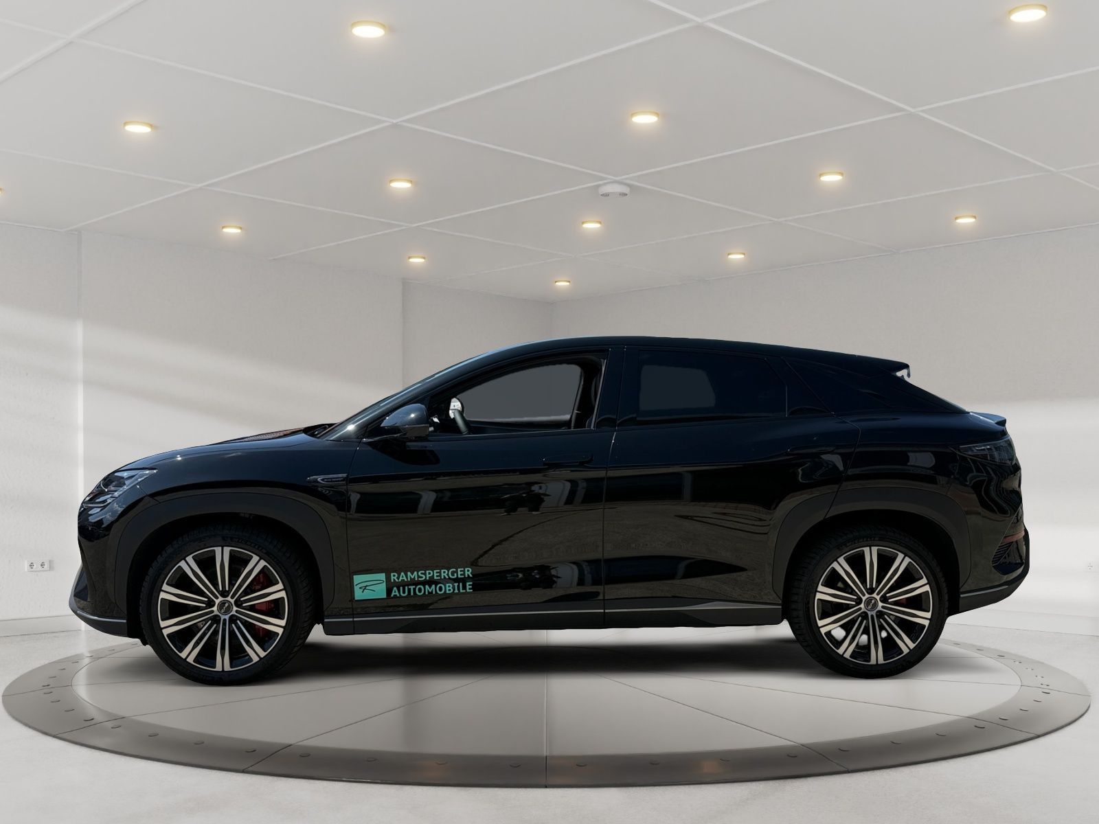 BYD SEALION 7