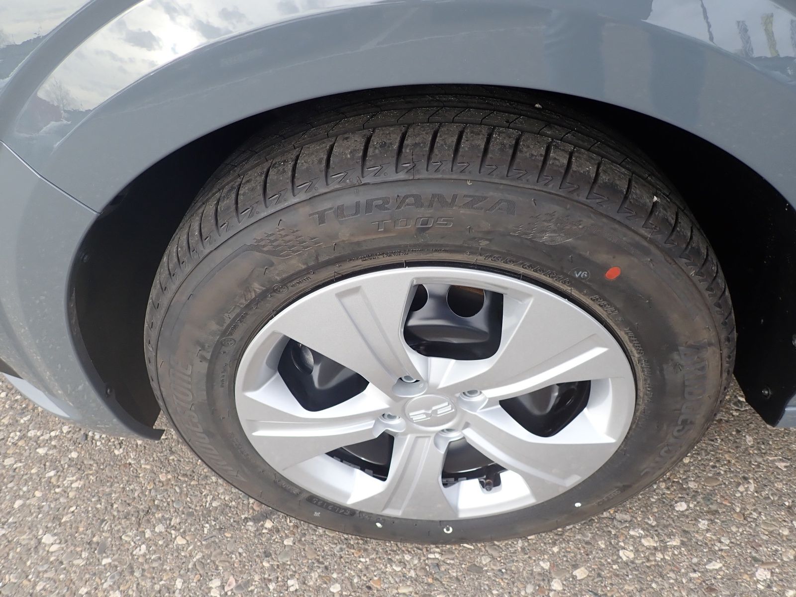 Fahrzeugabbildung Dacia Sandero Essential SCe 65