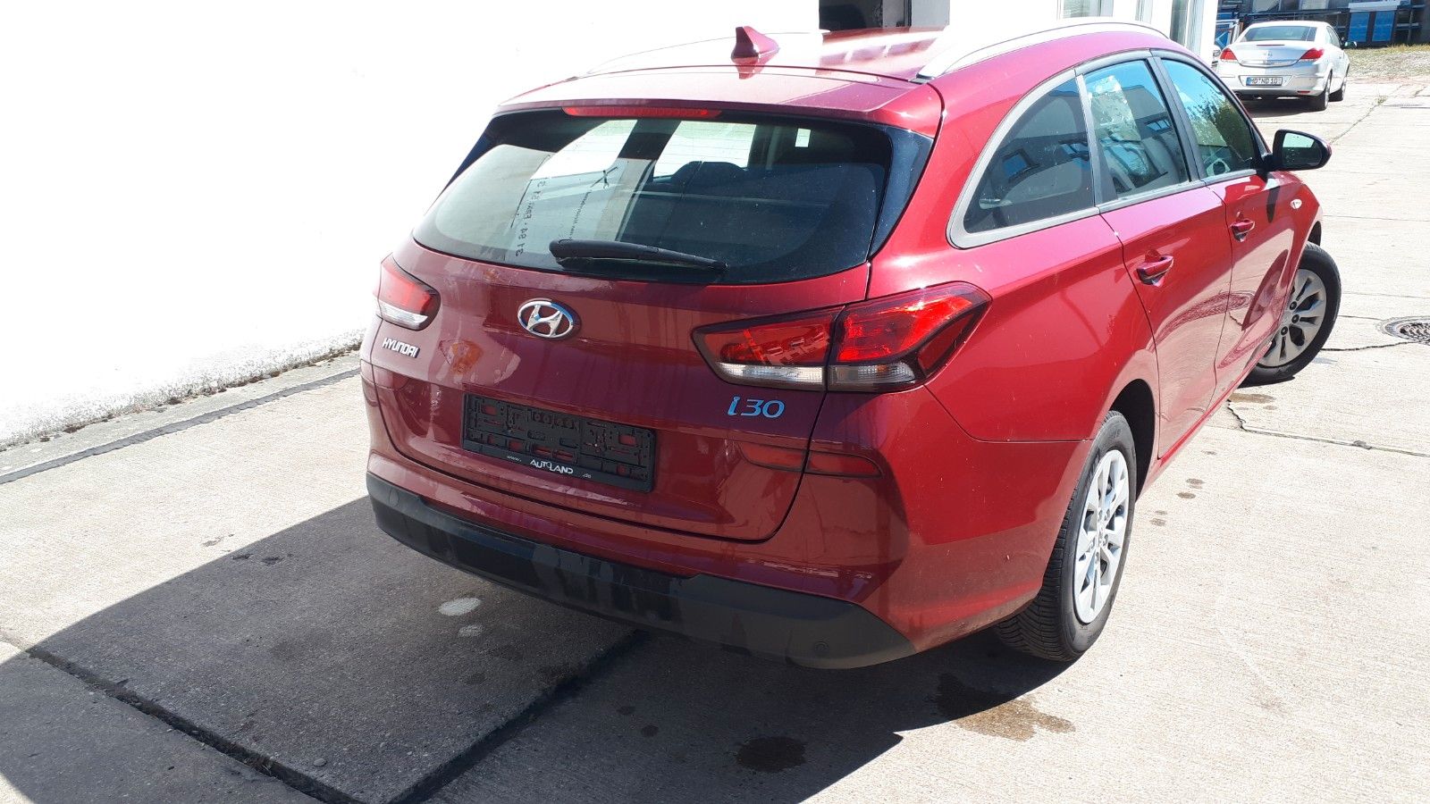 HYUNDAI i30