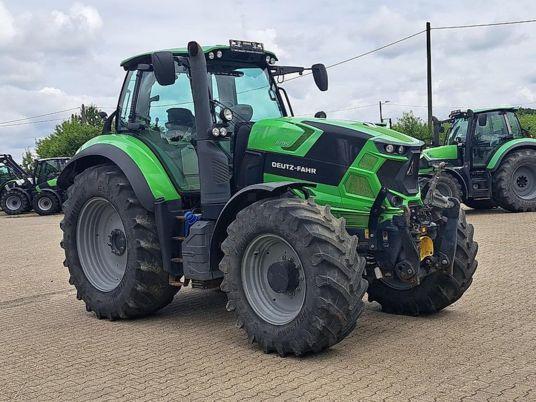 Deutz-Fahr AGROTRON 6215