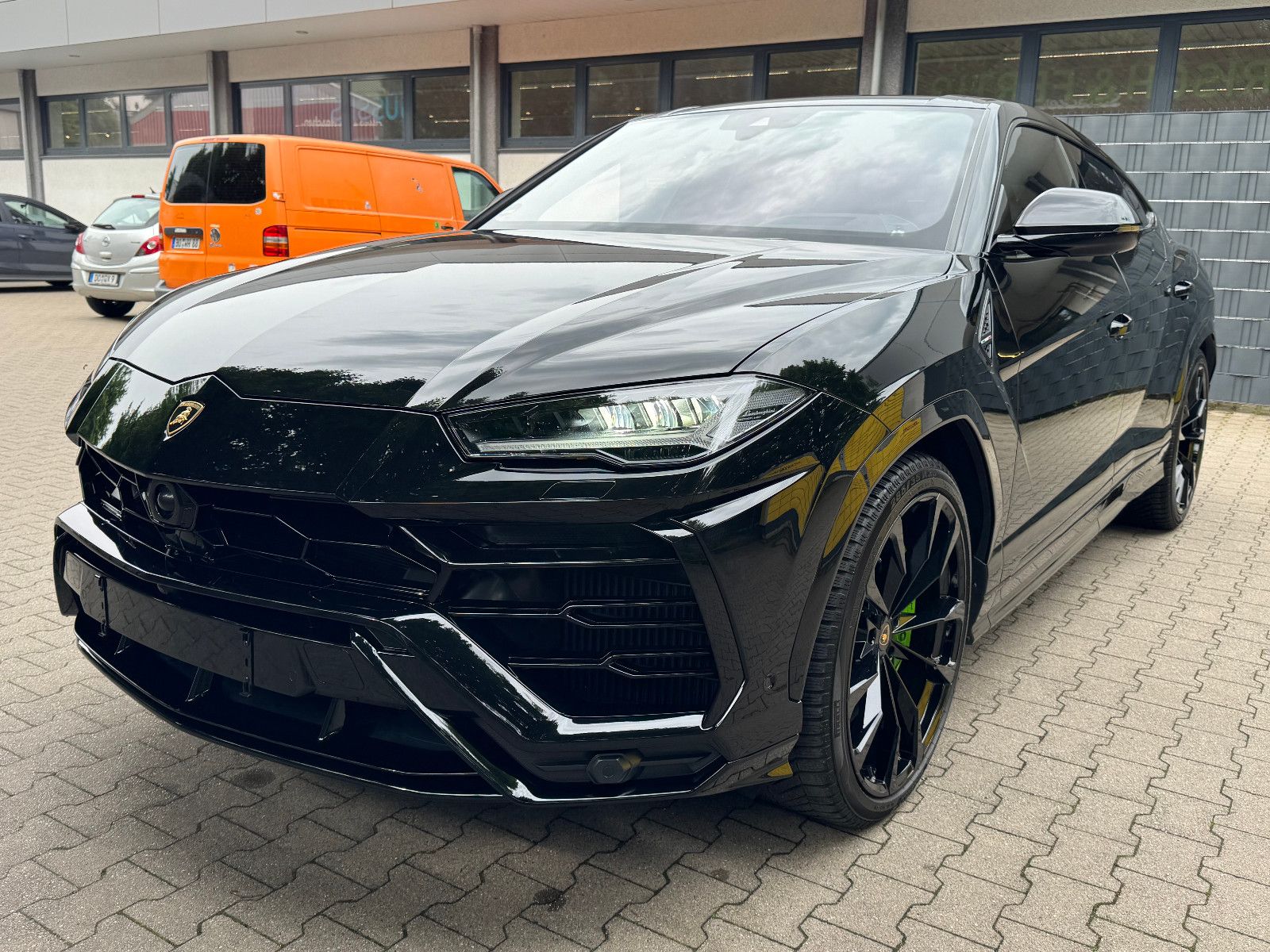 Lamborghini Urus foto 5