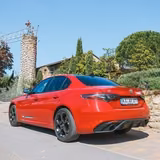 Alfa Romeo Giulia Intensa Q4 - Alfa Romeo Gebrauchtwagen in Karlsruhe
