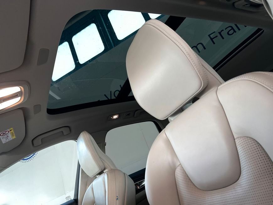 Volvo XC60 B5 AWD Ultimate-Bright Belüftete-Massagesit foto 23