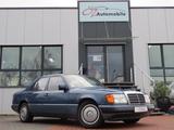 Mercedes-Benz E 200 1Hand H-Kezh. Euro2 Scheckheft ge. - gebrauchte Mercedes-Benz E 200 aus dem Jahr 1991