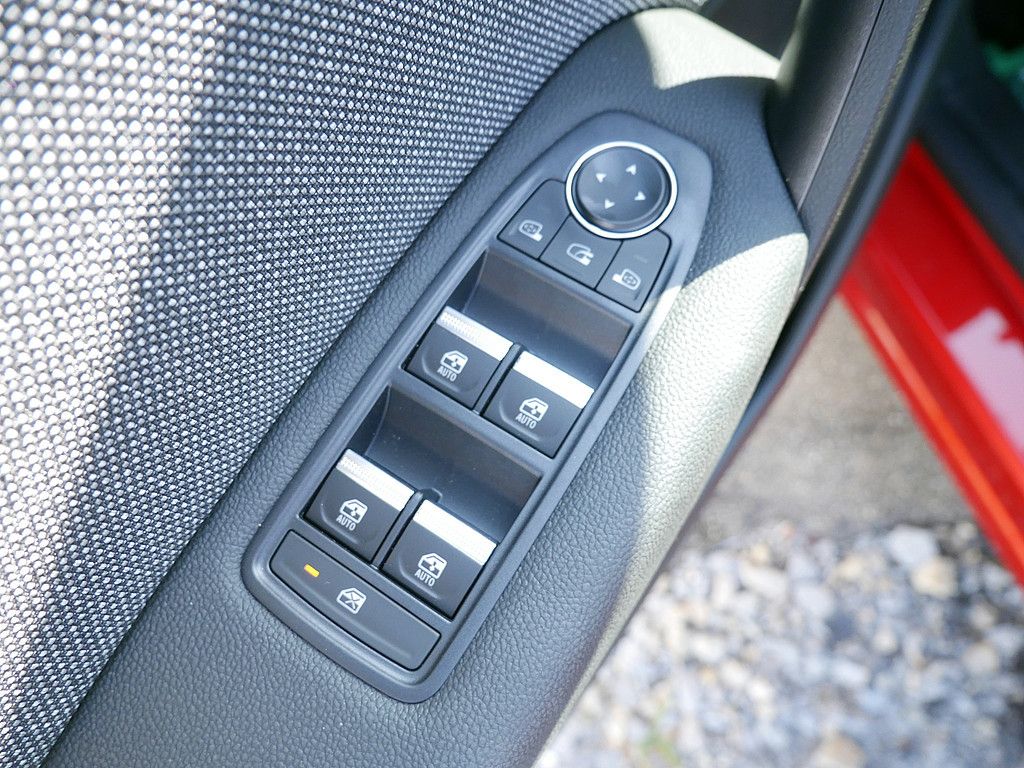 Fahrzeugabbildung Renault Captur Techno TCe 140 Mild Hybrid