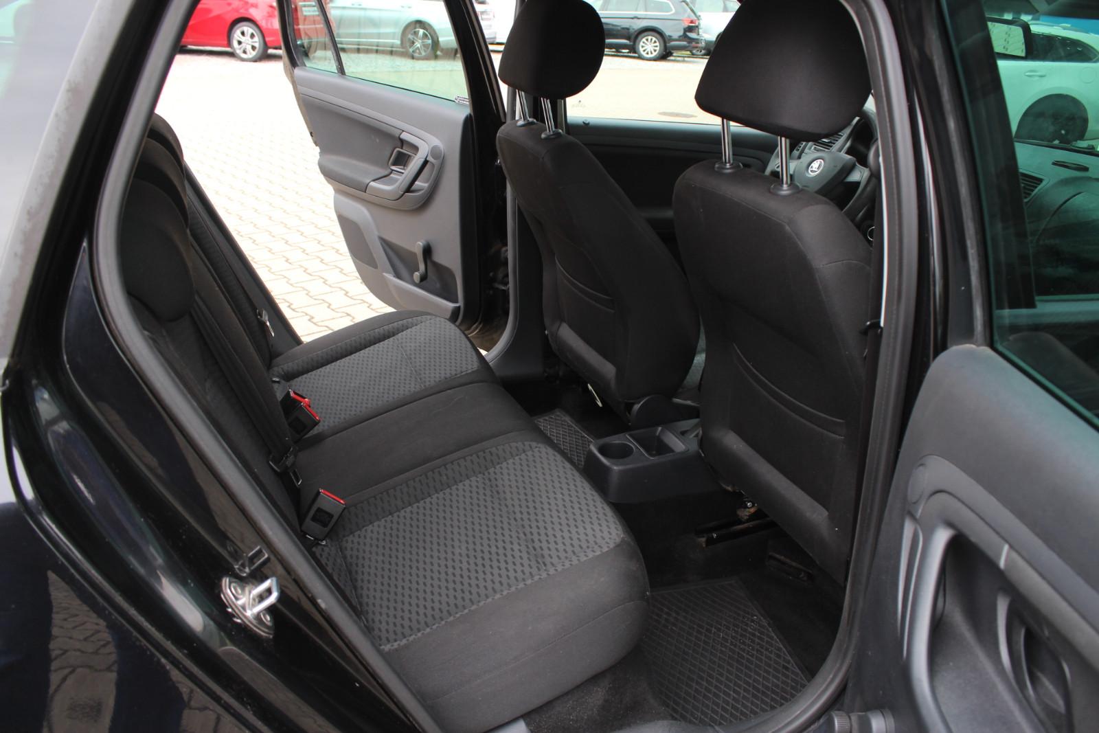 Skoda Fabia 2013 — photo 31