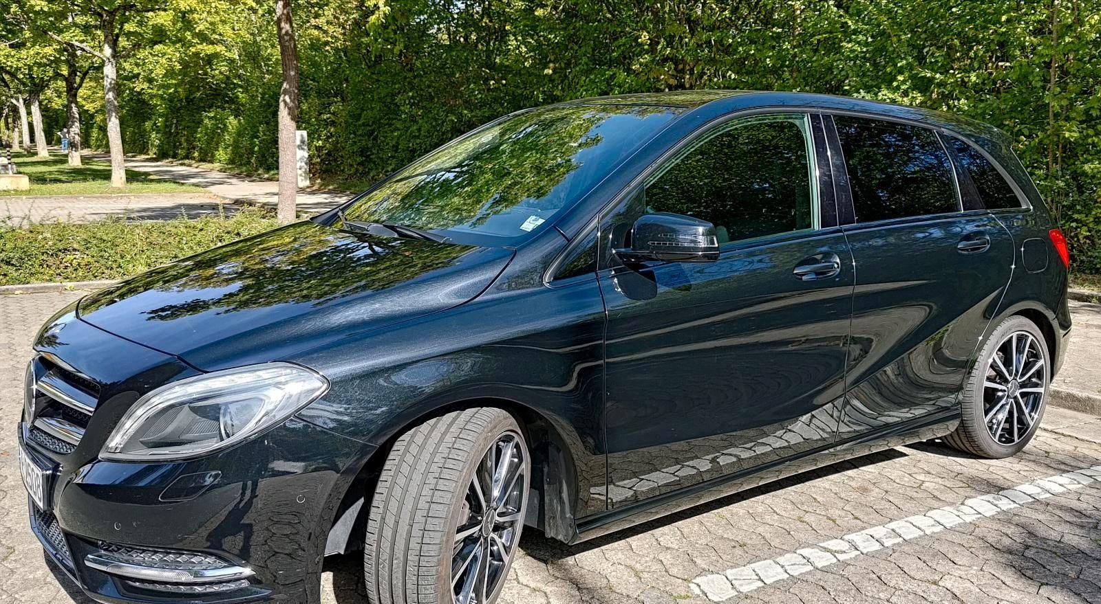 Mercedes-Benz B 200