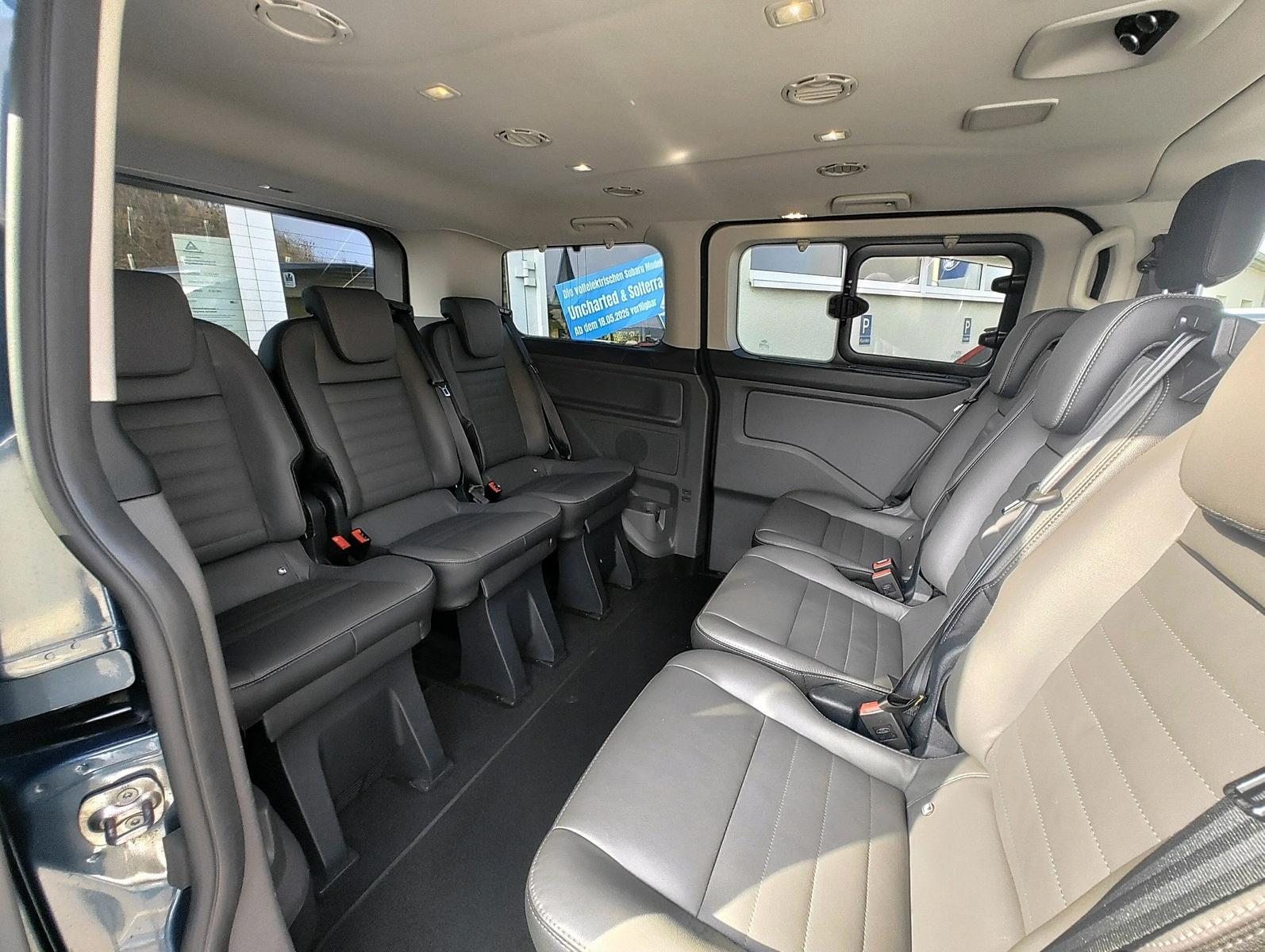 Ford Tourneo Custom Kombi L1 Titanium Automatik