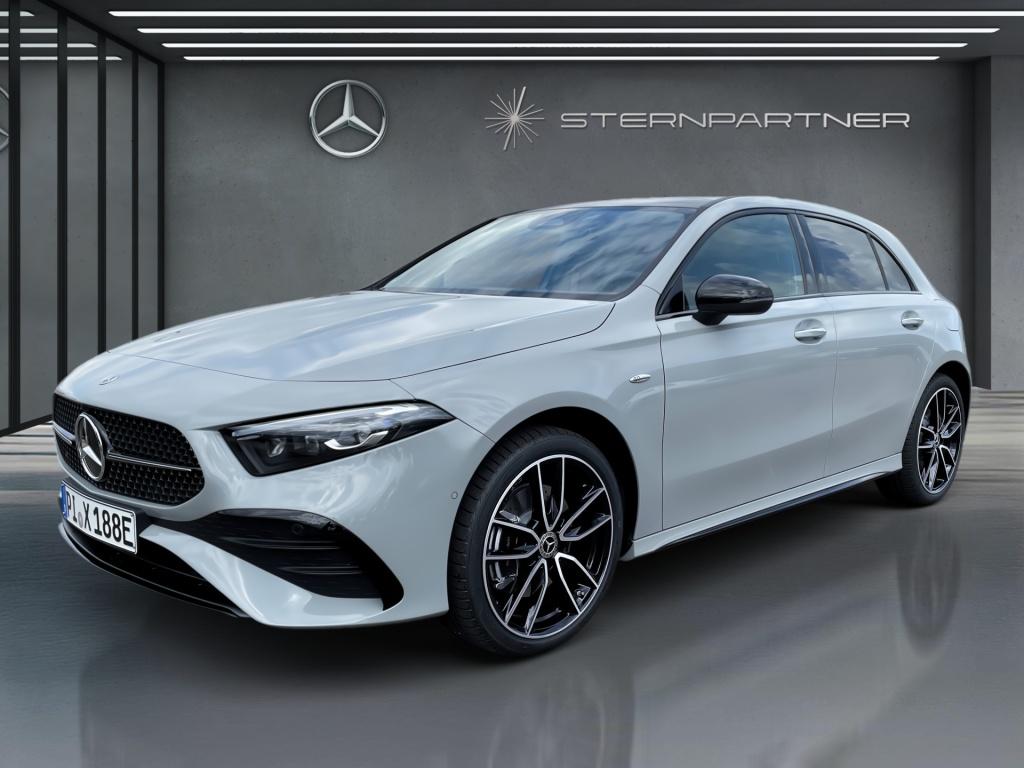Mercedes-Benz A 250 e +AMG+Night+MBUX+PANO+KAMERA+AHK+HuD+SHZ