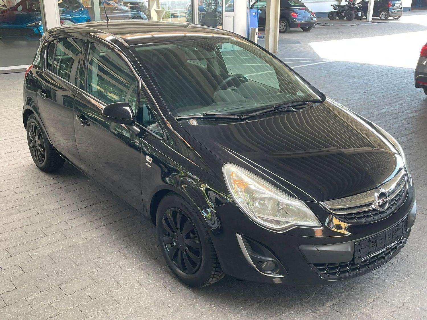 Opel Corsa Satellite Klima