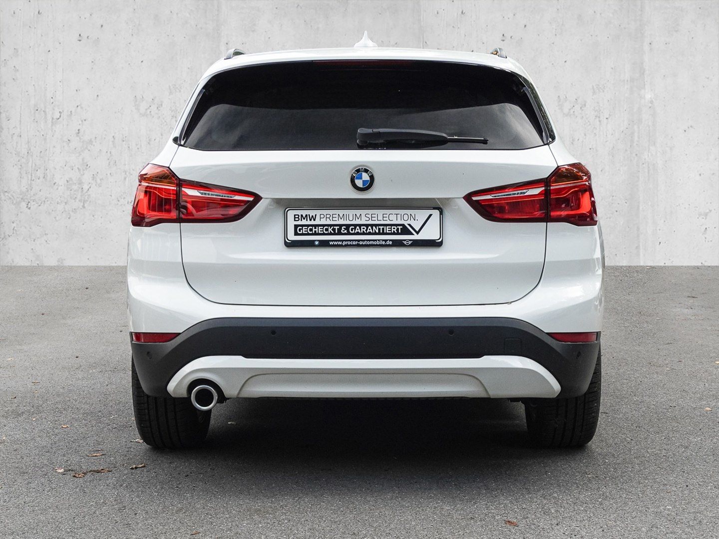 BMW X1 sDrive18i PANO NAVI Sound Syst. PDC V H DAB foto 4