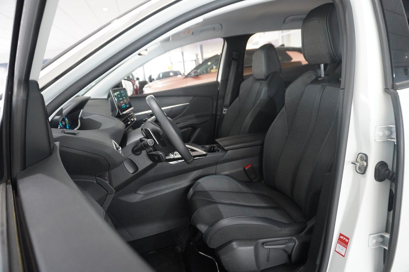 Fahrzeugabbildung Peugeot 3008 Hybrid PHEV ALLURE NAVI/LED/KAMERA/SHZ/AHK