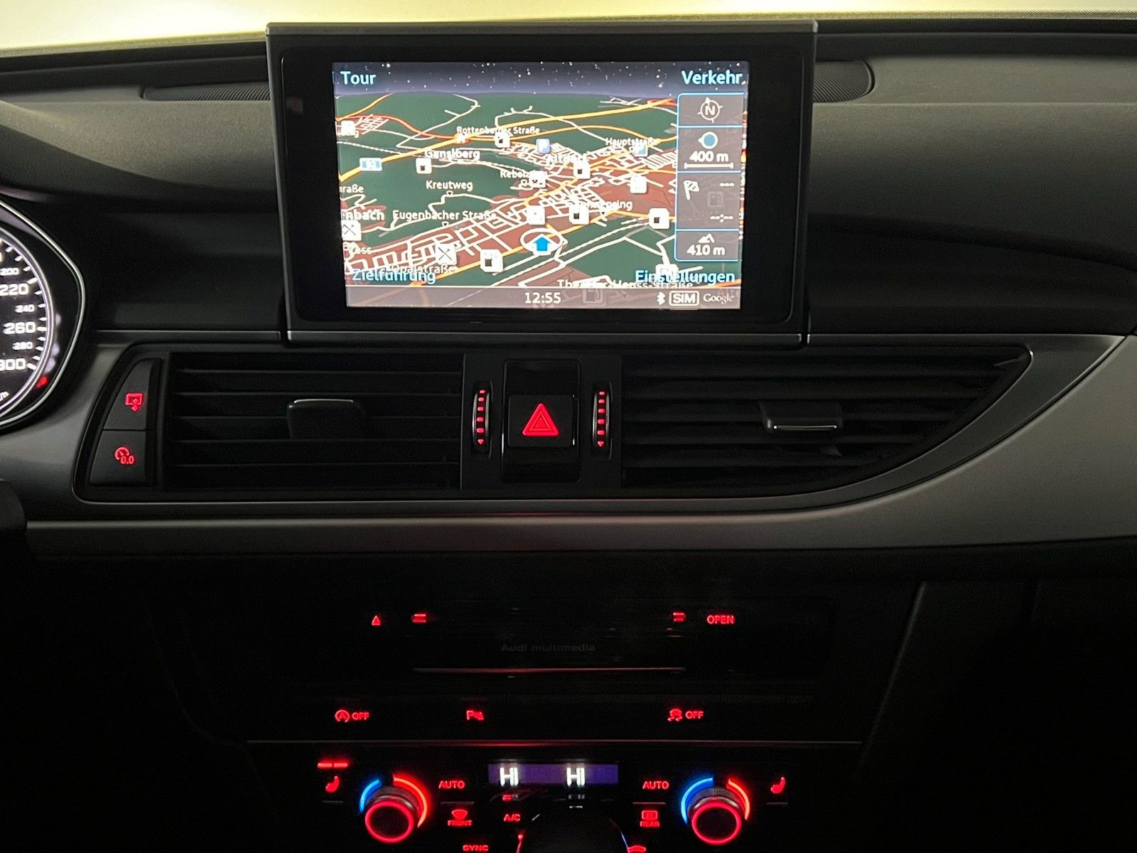 Fahrzeugabbildung Audi A6 Avant 2.0 TDI ultra/NAVI/KAMERA/4-ZONEN/ACC