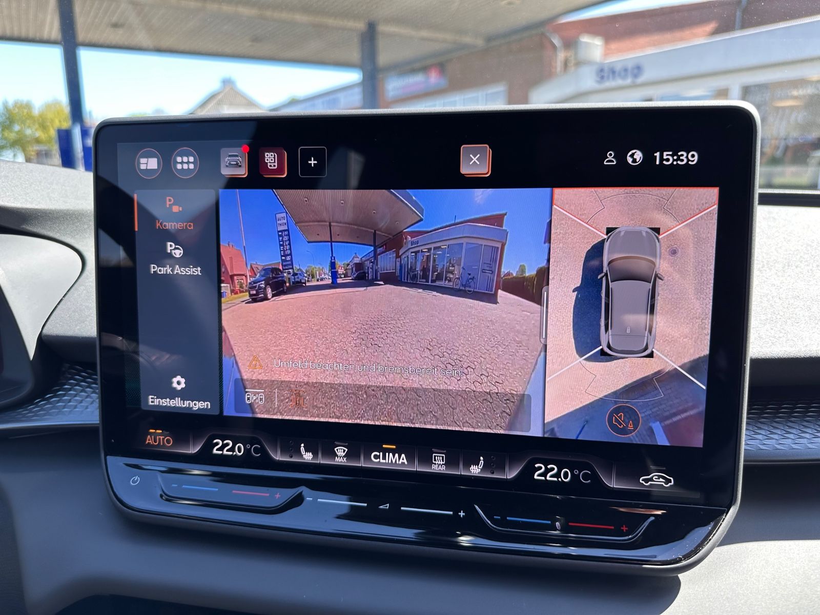 Fahrzeugabbildung CUPRA Terramar 1.5 eTSI DSG ACC/Navi/Sound/Memory/360°