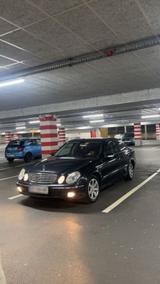 Mercedes-Benz Mercedes Benz E270 cdi - Mercedes-Benz E 270 aus 2002