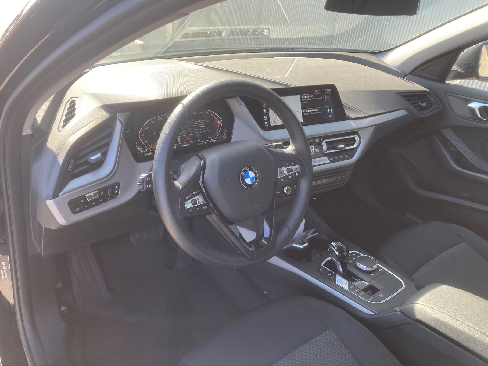 BMW 118iA*Navi*PDC*DAB*Carplay*Sitzh*LED foto 12