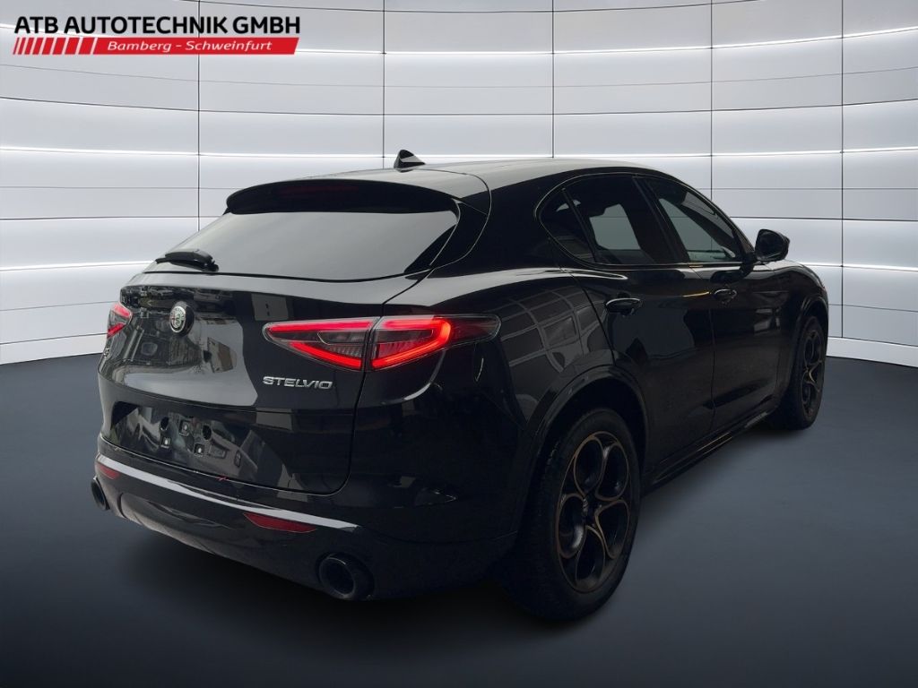 Fahrzeugabbildung Alfa Romeo Stelvio Intensa 2,2l Diesel AHK Winter RFK