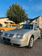 Volkswagen Bora 2.0 Automatik 157.000 Km K... - Volkswagen Bora: 2.0
