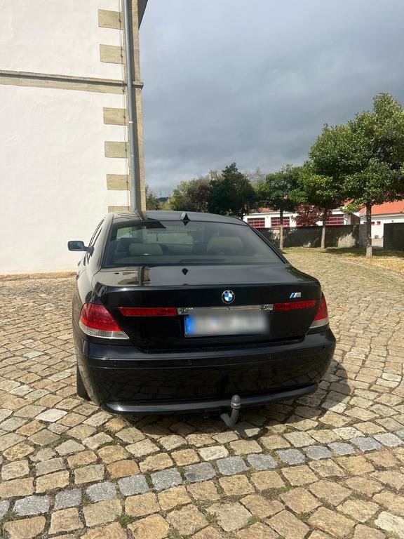 BMW 730