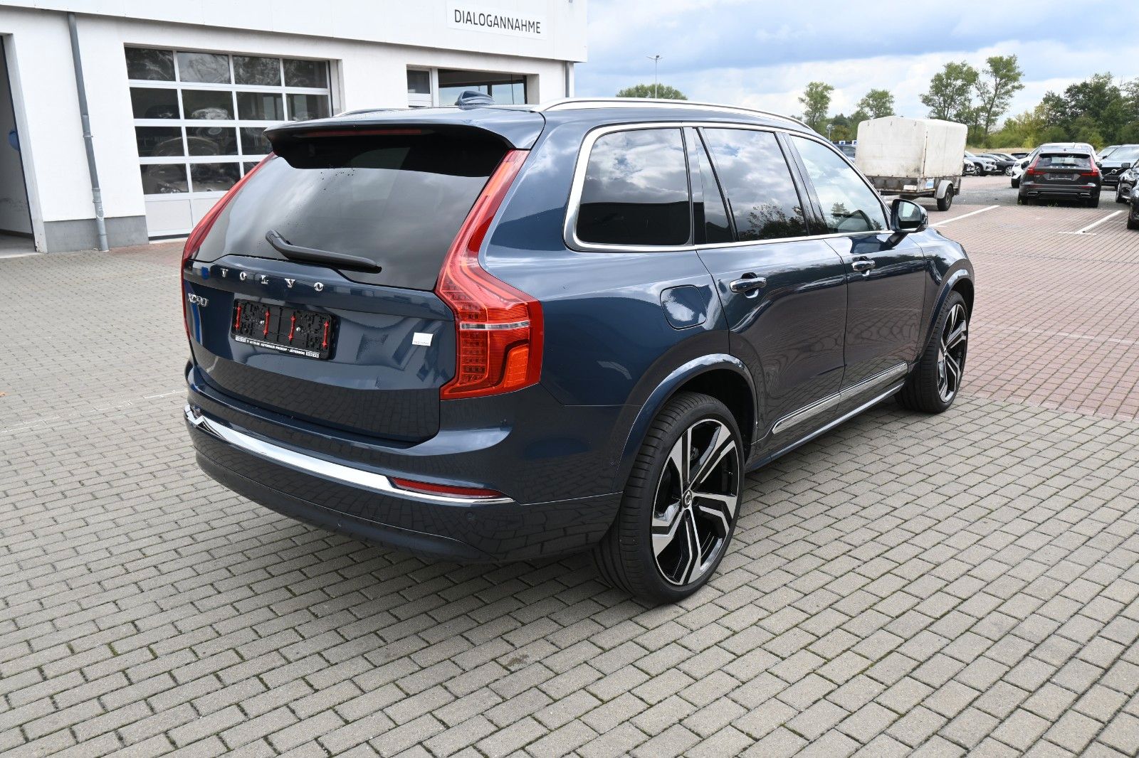 Fahrzeugabbildung Volvo XC90 T8 Ultimate Bright PHEV *AHK*MASS*B&W*LUFT*
