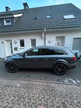 Audi Q7 3.0TDI  3x S line 7sitzer - Audi Q7 aus 2007: Line