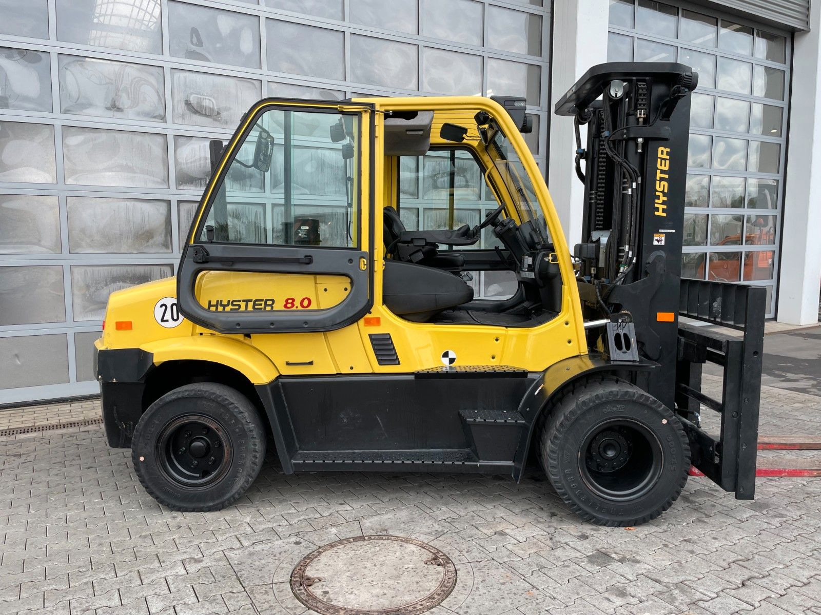 Fahrzeugabbildung Hyster H8.0 FT9 / nur 814h! / Triplex: 4.62m / ZVG