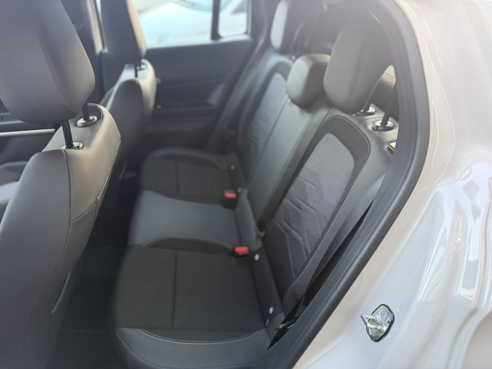 Jeep Avenger - Bild 11