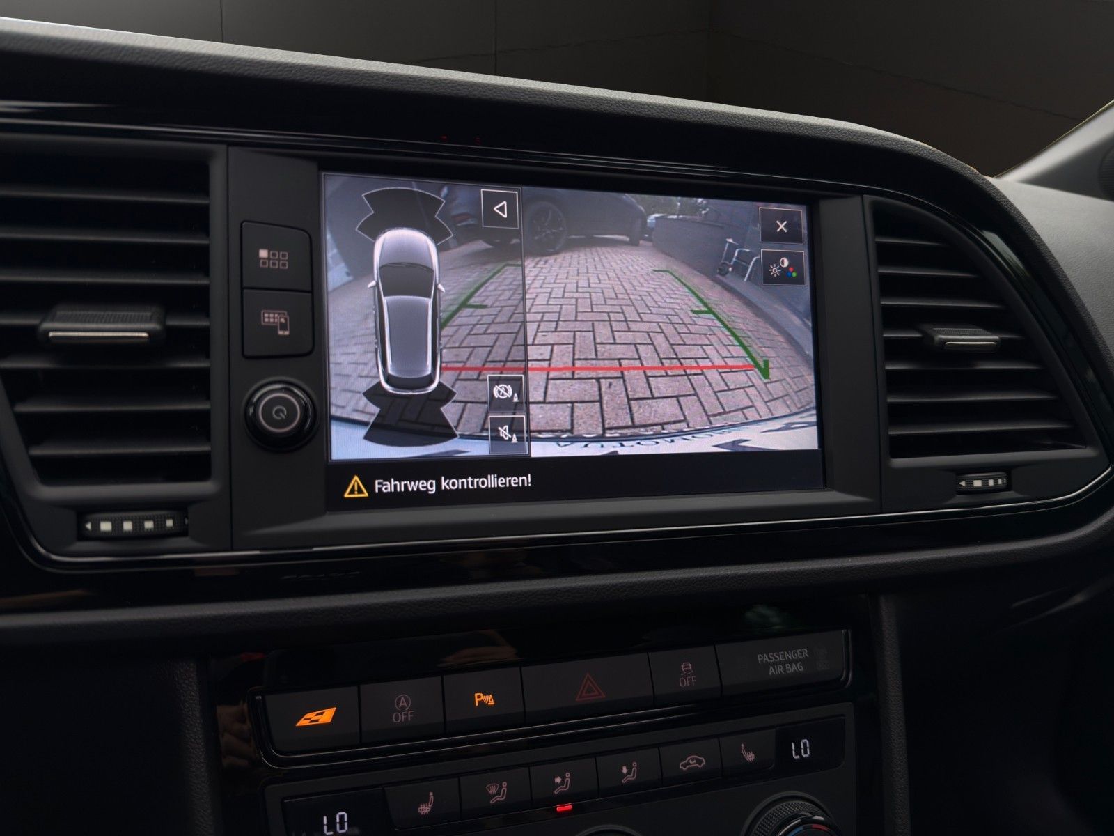 Fahrzeugabbildung SEAT LeonST Cupra*Pano*ACC*Soundsystem*Carplay*Allrad