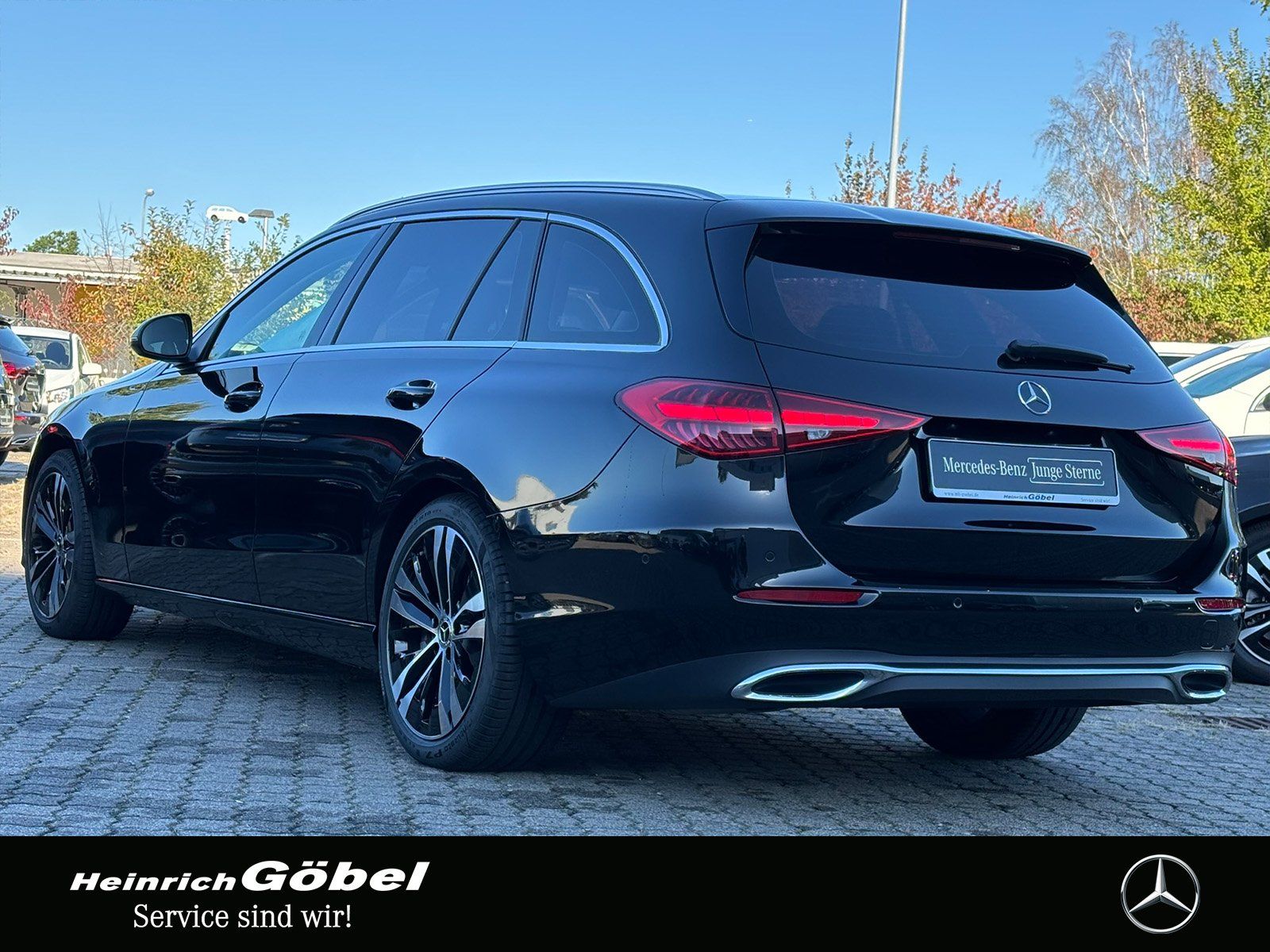 Fahrzeugabbildung Mercedes-Benz C 220 d T AHK*LED*KAMERA*APPLECARPLAY*AVANTGARDE
