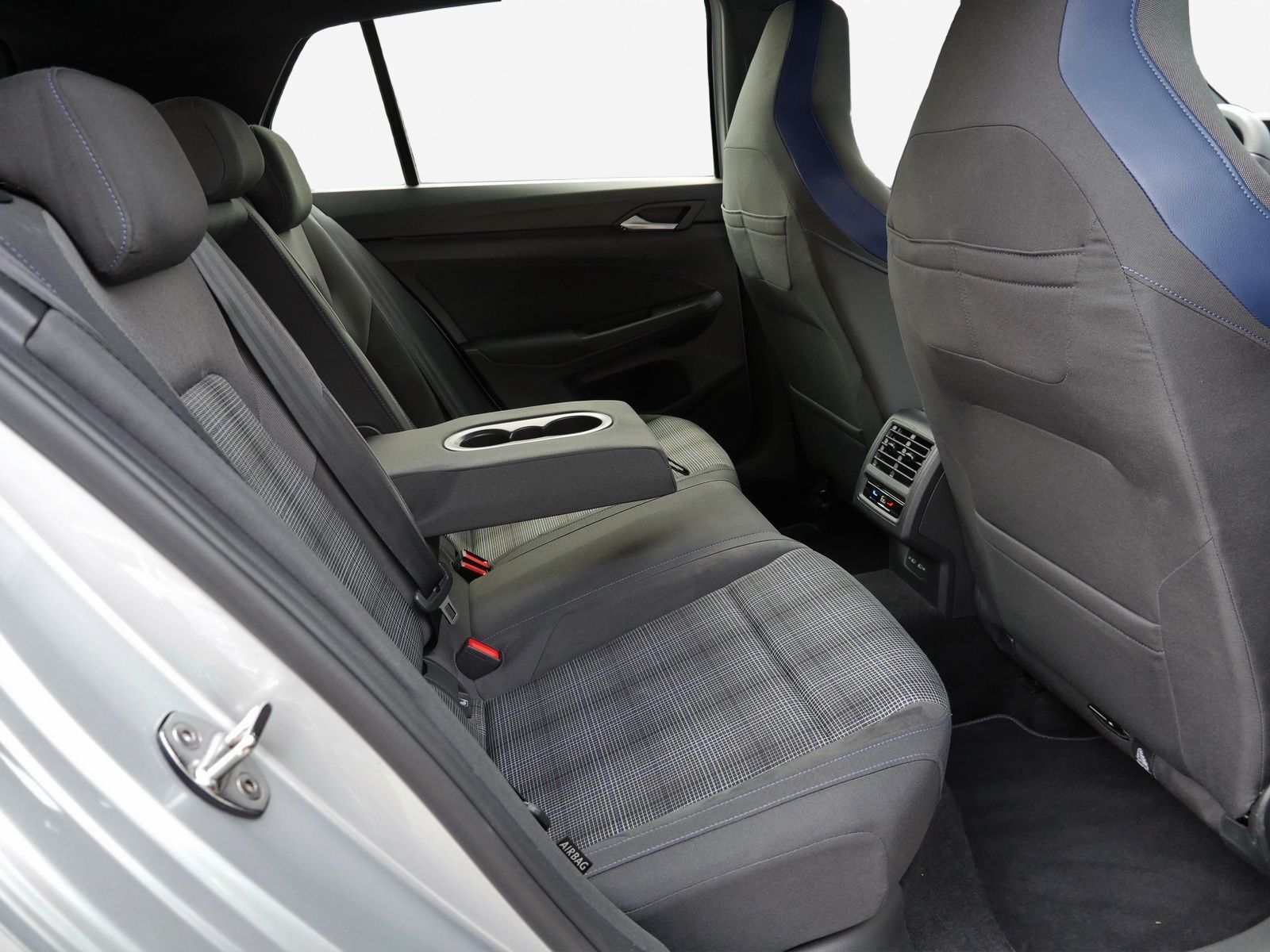 Volkswagen Golf - Bild 17