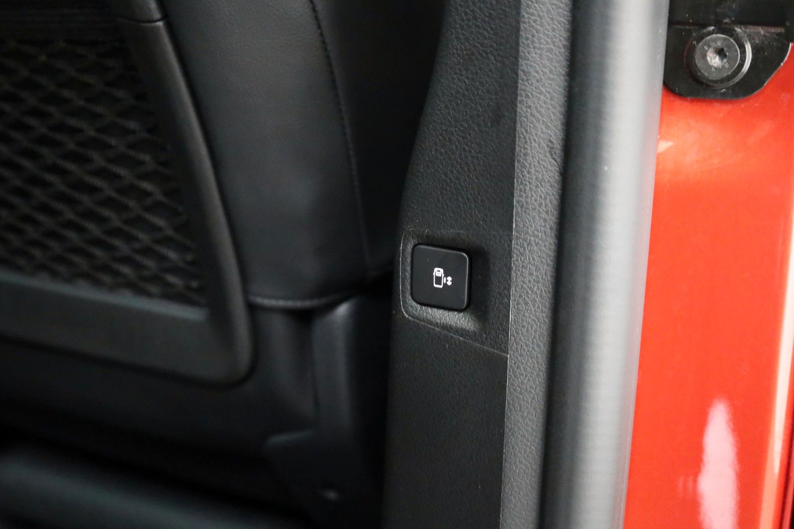 Fahrzeugabbildung Peugeot Traveller Allure L3 8 Sitzer,Leder,Navi,LED,AHK