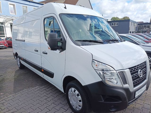 Image of Nissan NV400