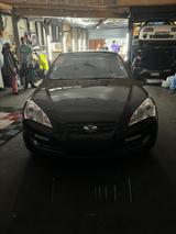 Hyundai Genesis 3.8 V6 Automatik - - Hyundai Genesis von privat