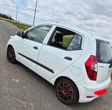 Hyundai i1  kleiner flitzer - : Kleine