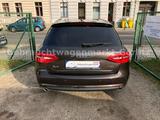 Audi A4 Avant Attraction S-line 2-Hand PDC Navi Xenon - Audi A4 Attraction mit Diesel-Antrieb
