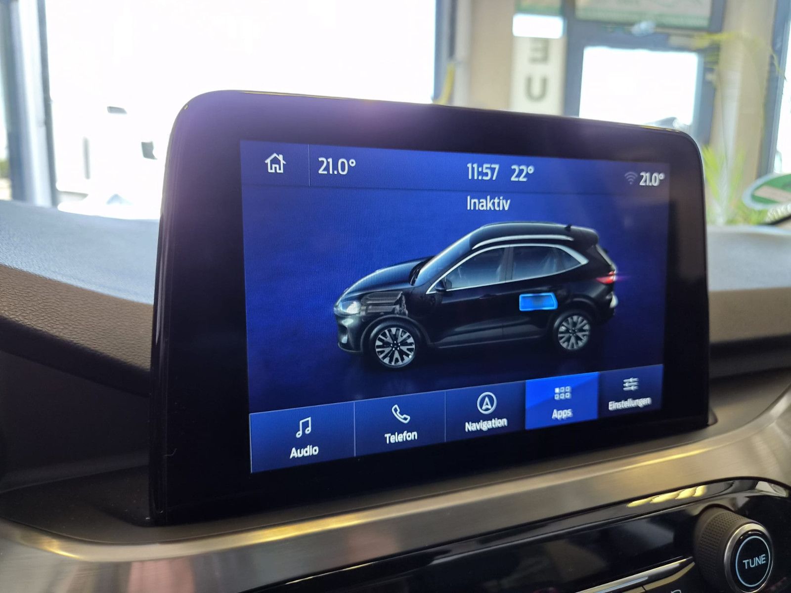 Fahrzeugabbildung Ford Kuga Plug-In Hybrid Titanium / SCHECKHEFT