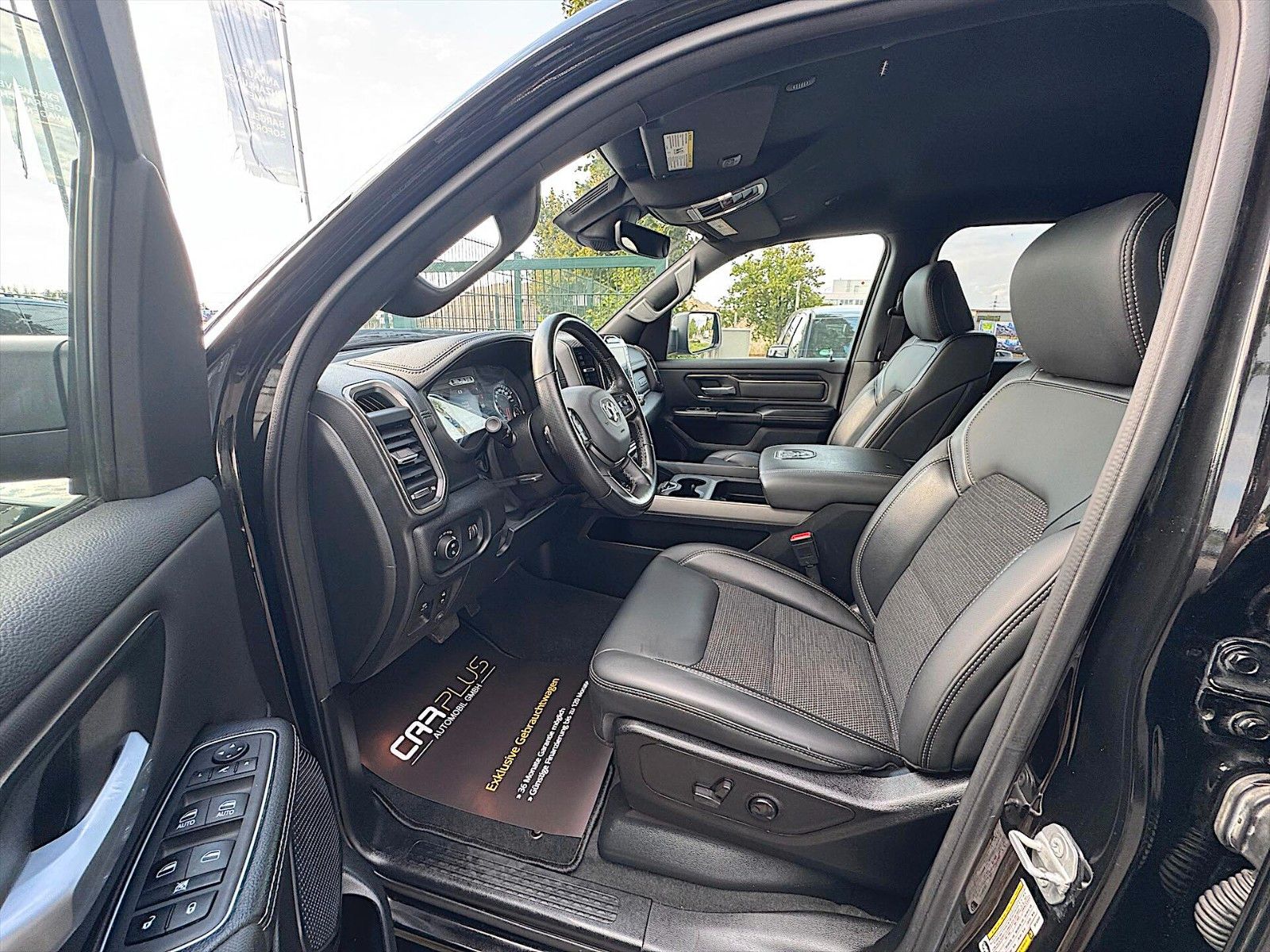 Fahrzeugabbildung Dodge RAM 5.7 V8 HEMI BLACK Edition Offroad 4x4 Tesla