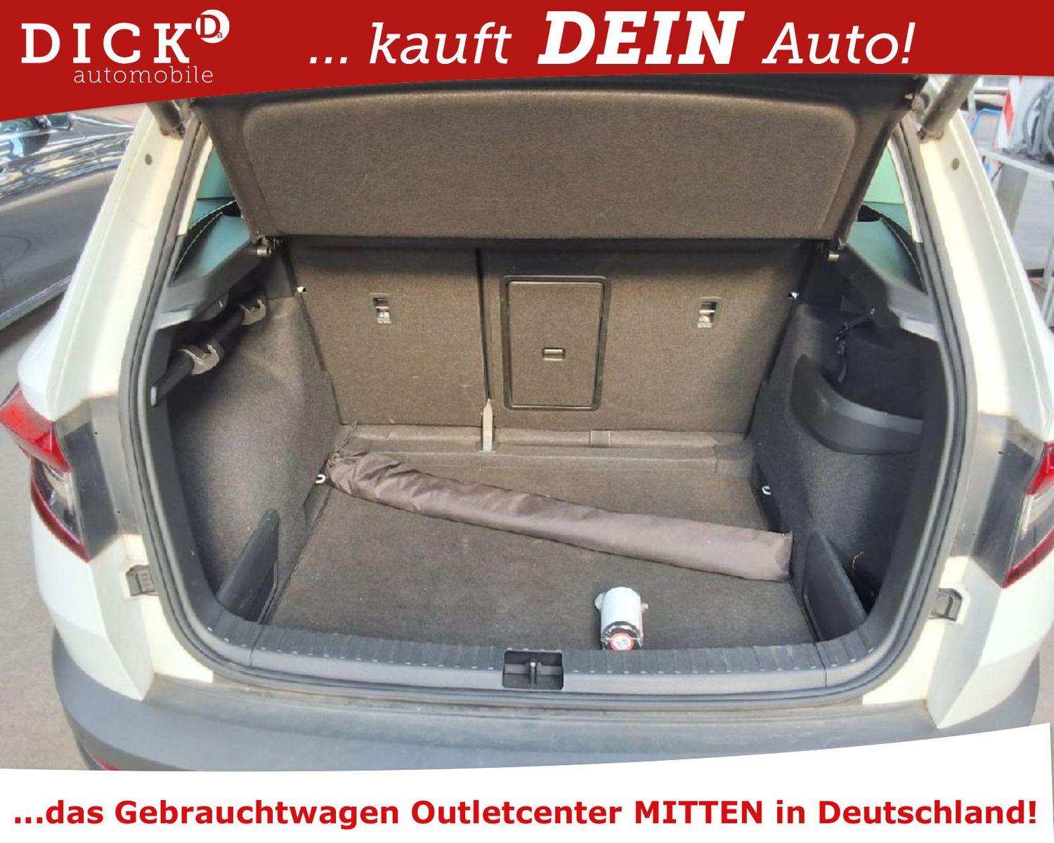 Fahrzeugabbildung SKODA Karoq 2.0d Drive LED/NAVI/ACC/SHZ/RFK/AHK/8Fa