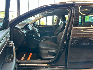 MYAUTOCENTER – Gebraucht- und Jahreswagen mit Werkstattservice in Pfaffenhofen Skoda Octavia Combi Scout 4x4 *TÜV Neu*TOP Zustand*