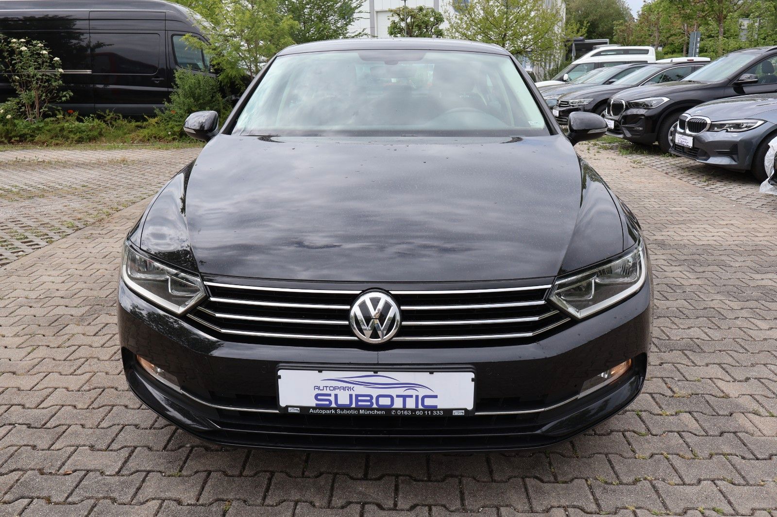 Fahrzeugabbildung Volkswagen Passat Lim. Comfortline BMT/Start-Stopp