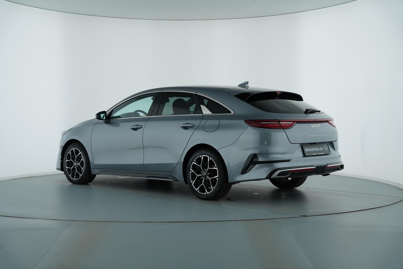 Kia PROCEED GT-LINE 1.5-GDI KIA SCHECKHEFT GEPFLEGT