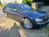 BMW 750 Facelift V8 367 PS TAUSCH MÖGLICH - gebrauchte BMW 750 aus dem Jahr 2006