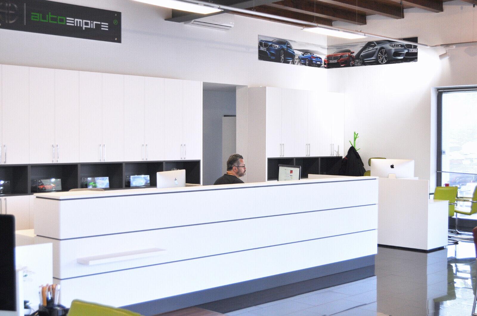 showroom-image-bottom