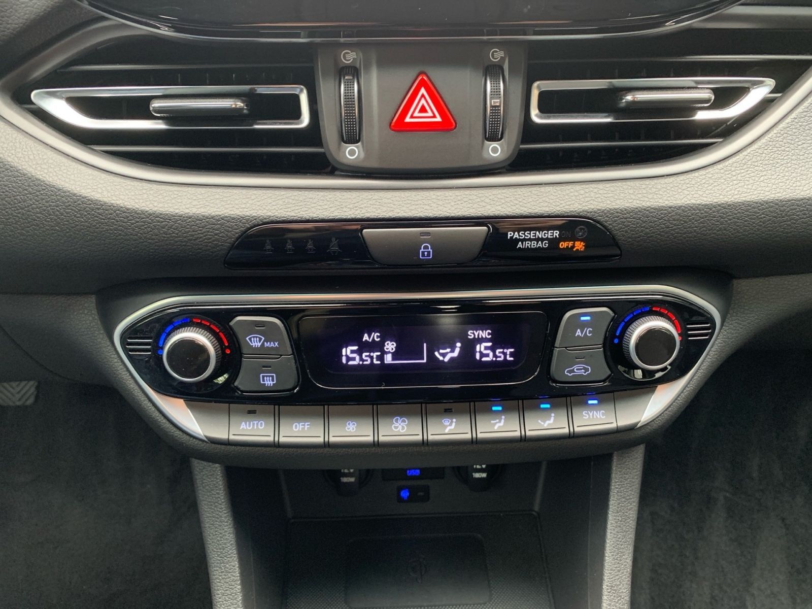 Fahrzeugabbildung Hyundai i30 1.0 T-GDI Trend Mild-Hybrid