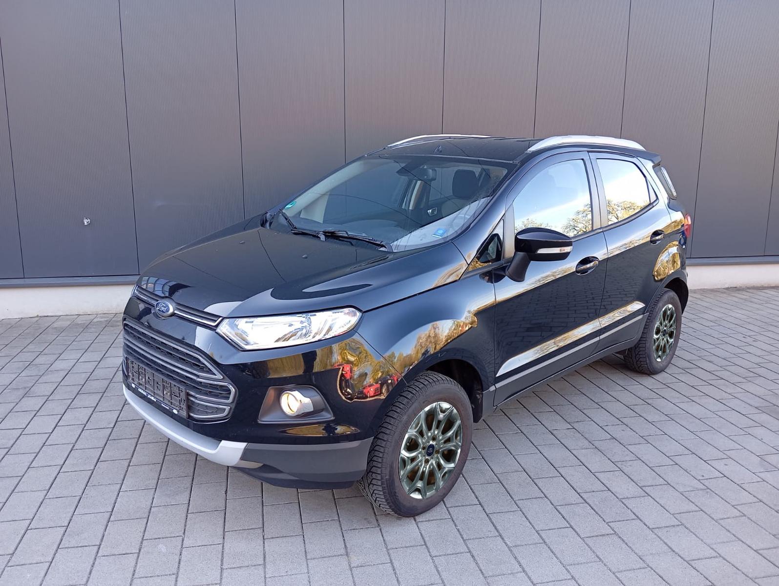 Ford EcoSport Titanium*Scheckheftgepflegt*
