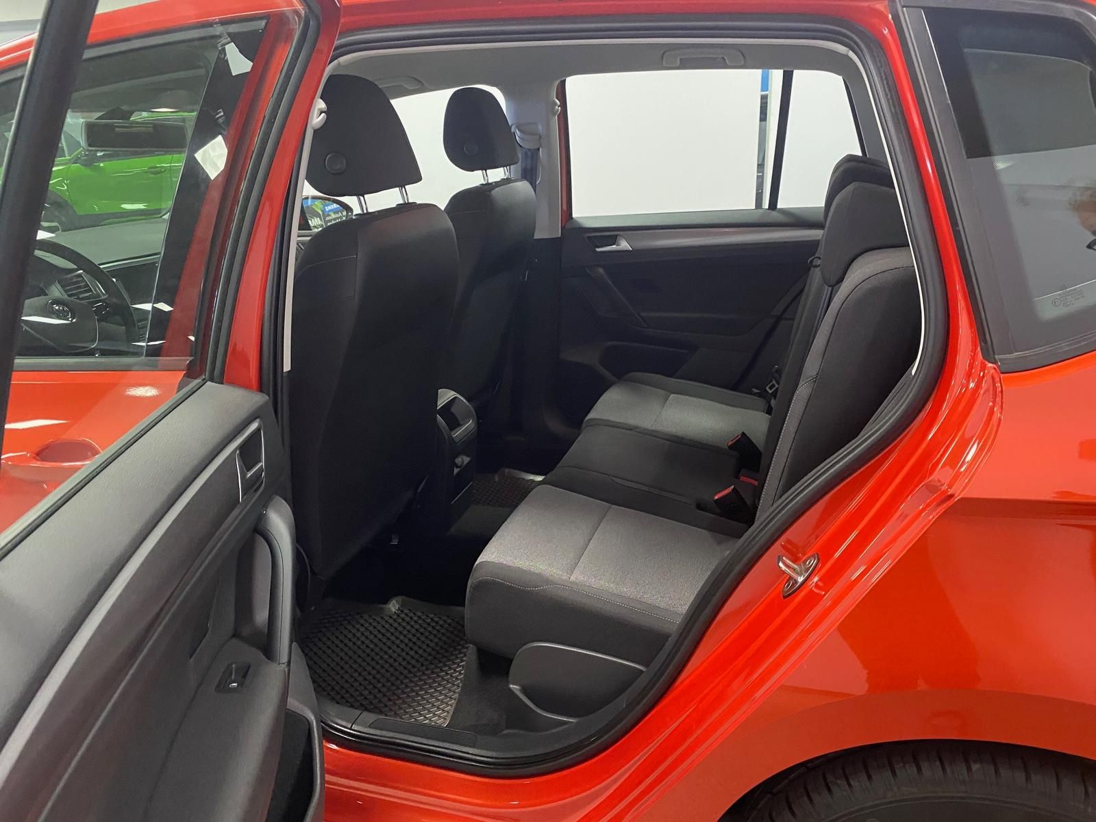 Fahrzeugabbildung Volkswagen Golf Sportsvan 1.2 TSI Trendline BMT/Start-Stopp